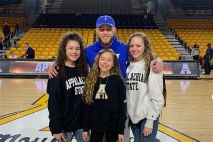Take A Look At All Of Mike Bibby’s Children And See How They Are Doing Now