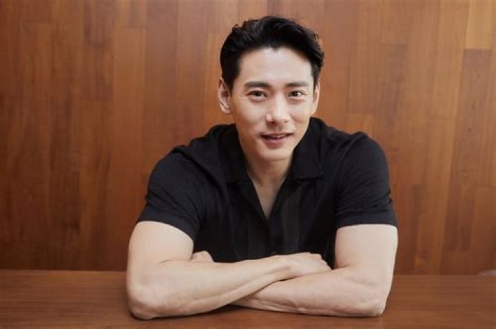 Teo Yoo Parents: Meet his mother and father