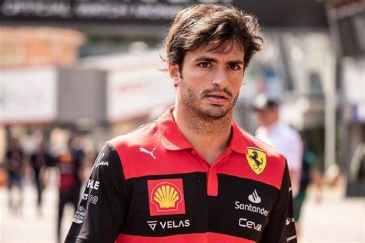 The Complete Guide To Carlos Sainz Jr.'s Love Life