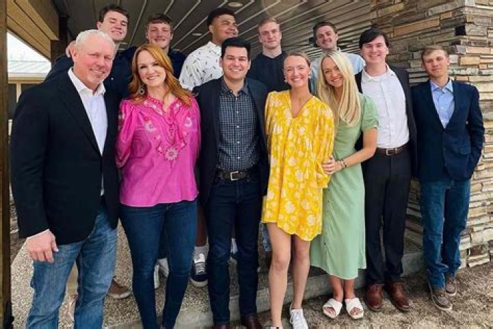 The Truth Behind: Is Ree Drummond Suffering From Cancer?