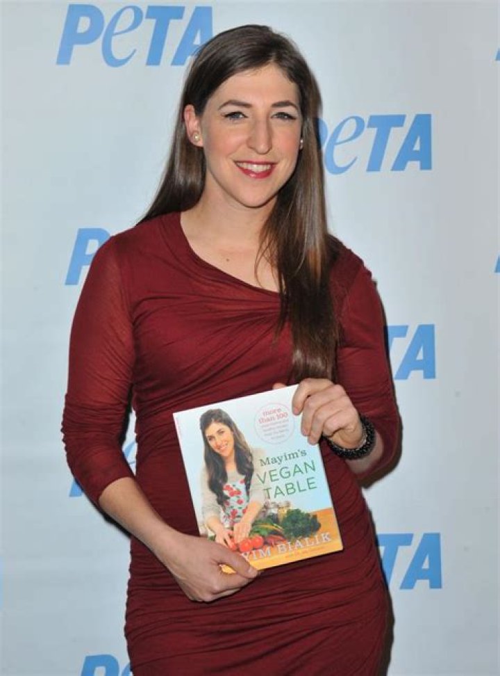 Unraveling The Life Of Mayim Bialik's Sister: A Journey Of Sisterhood