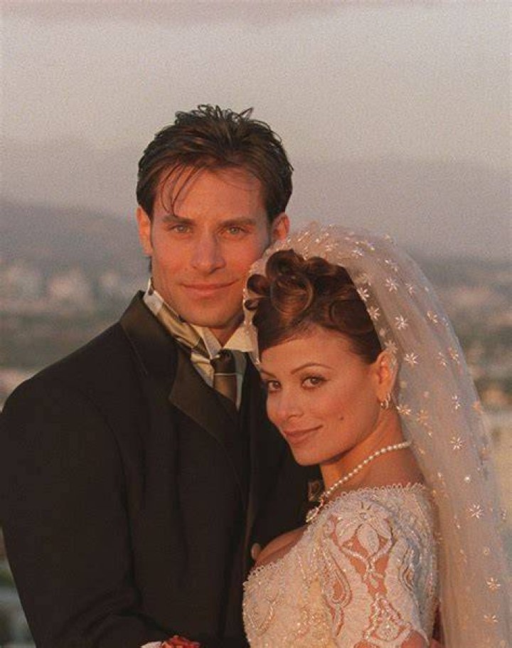Unraveling The Love Life Of Paula Abdul: Was She Ever Married?