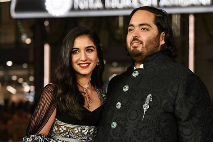 Unraveling The Mystery Of Anant Ambani's Hair: Is He Bald?