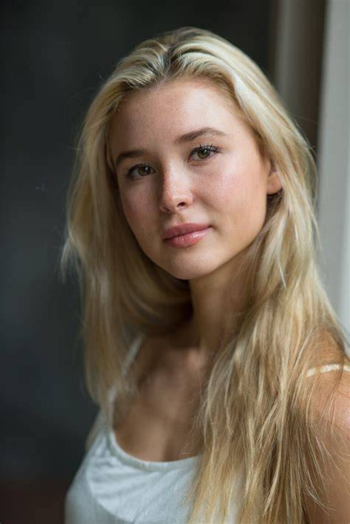 Unraveling The Mystery Of Isabel May's Dating Life