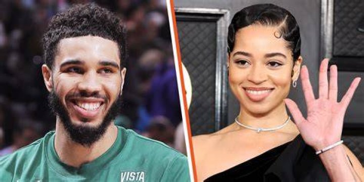 Unveiling Ella Mai's Boyfriend: A Glimpse Into Her Romantic Life