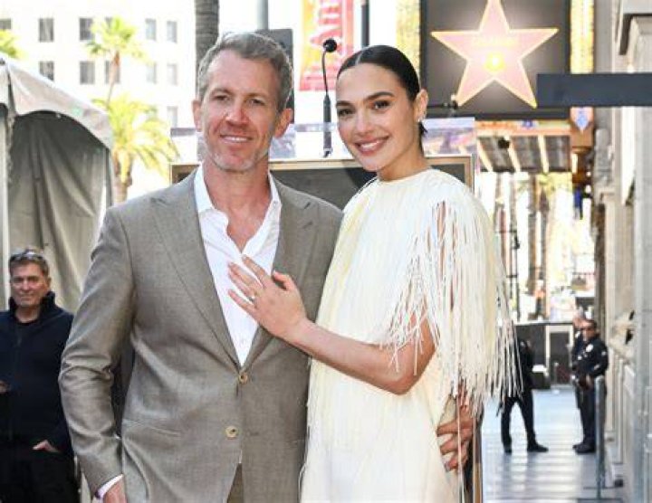 Unveiling Gal Gadot: Age, Husband, And More