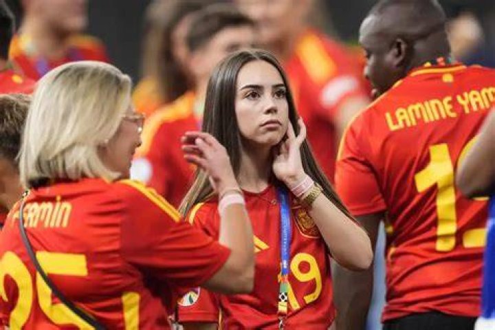 Unveiling The Age Of Alex Padilla's Girlfriend Lamine Yamal