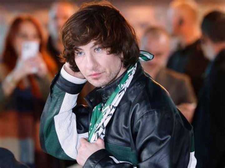 Unveiling The Allure Of Barry Keoghan's Eye Shape