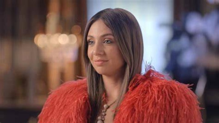 Unveiling The Glamorous World Of LJ Dubai Bling
