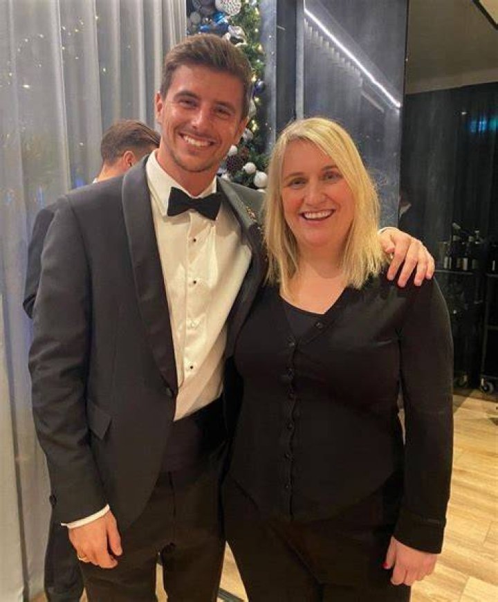 Unveiling The Mystery: Is Emma Hays Married?