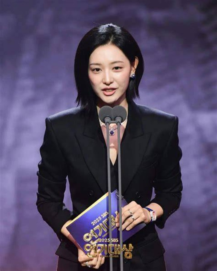 Unveiling The Mystique Of Kim Ji-won’s Weight: An Insightful Exploration