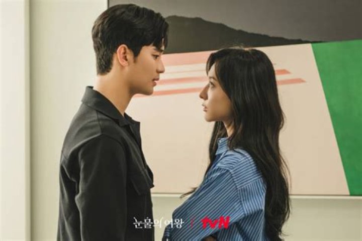 Unveiling The Stardom Of Kim Jiwon And Kim Soohyun: A Tale Of Two Icons