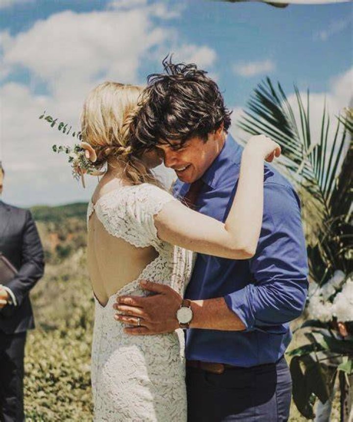 Unveiling The Truth: Is Eliza Taylor Married?