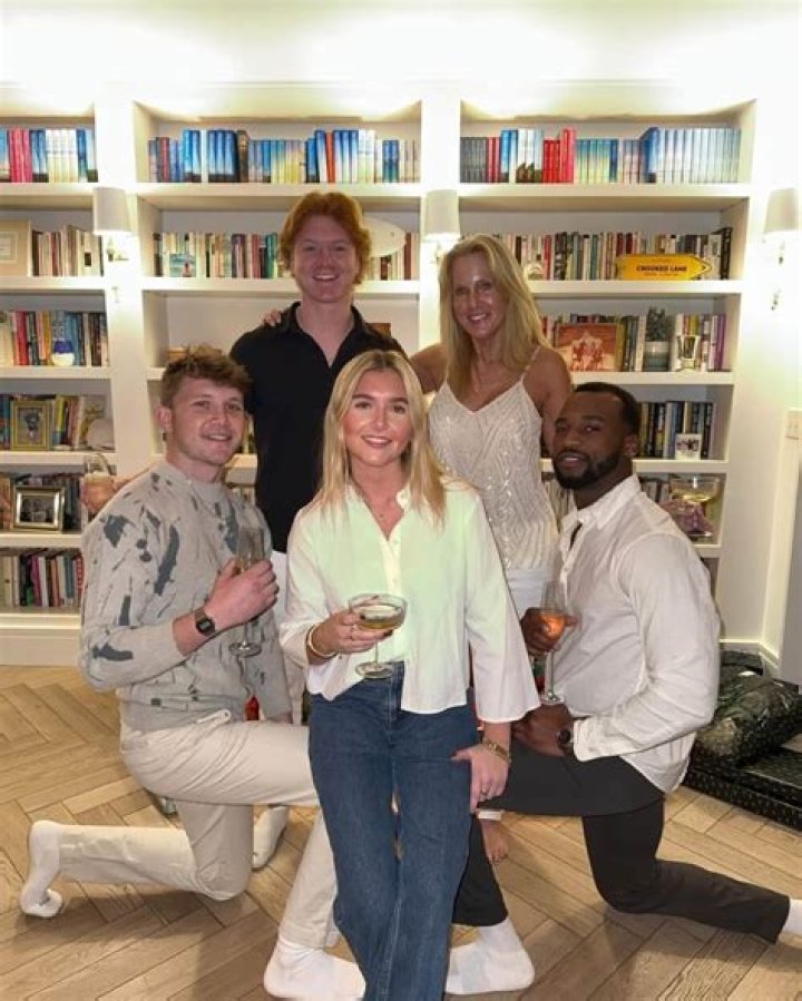 What Cancer Does Elin Hilderbrand Have? American Author Dating After Split With Husband Chip 