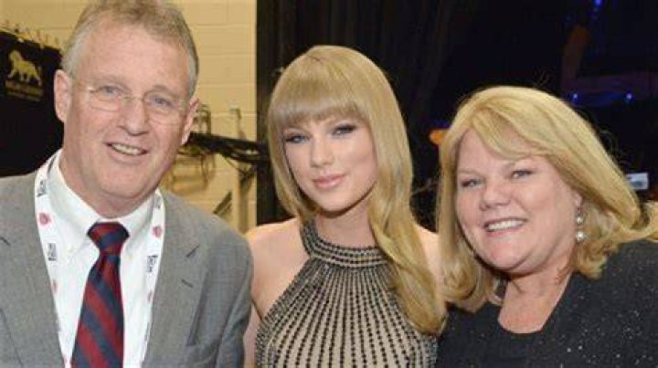 When Taylor's Parents Remarry: Navigating New Beginnings