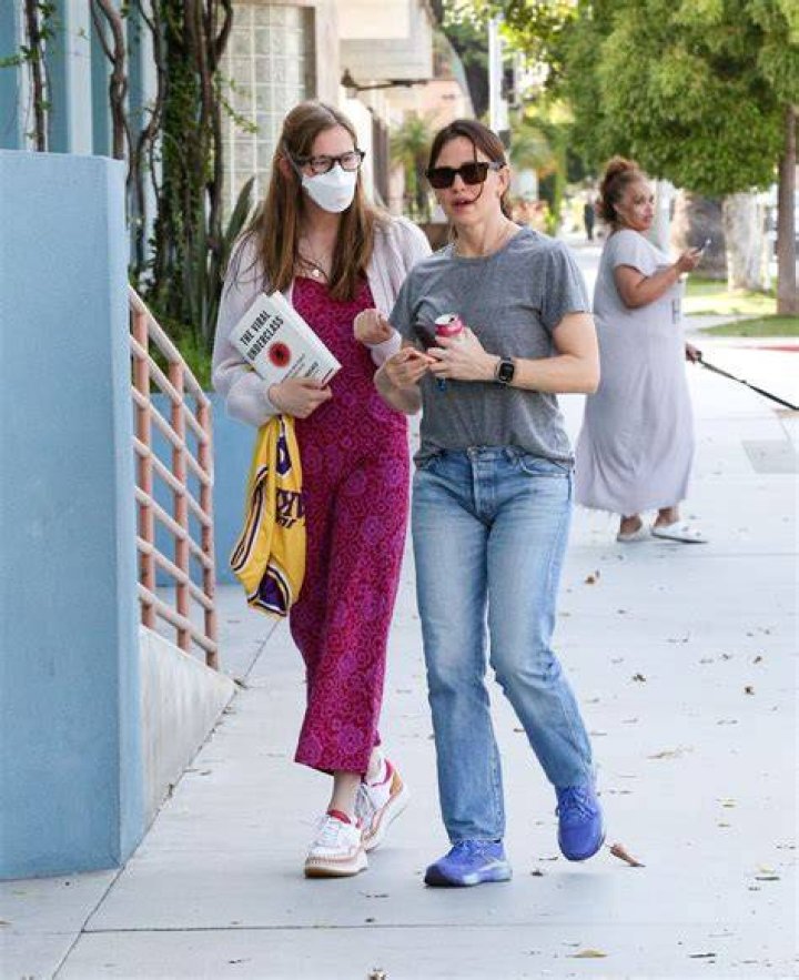 Where Is Violet Affleck Attending College? A Look Into Her Academic Journey