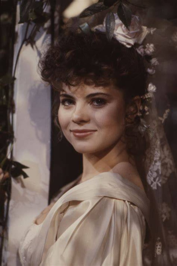 Where Is Yasmine Bleeth Now? A Journey Through Time