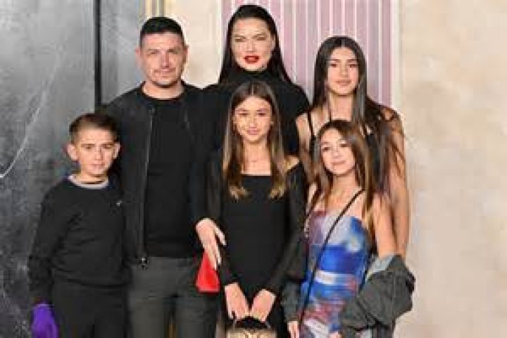 Who Are Adriana Leon Parents? Find About Her Family And Partner