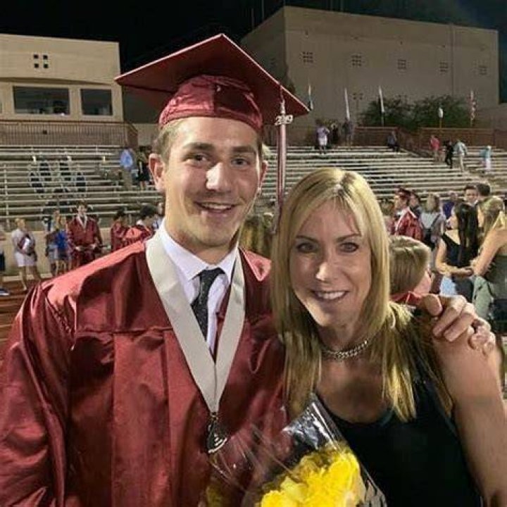 Who Are Kedon Slovis Parents? Here’s All About The NCAAF Quarterback From USC