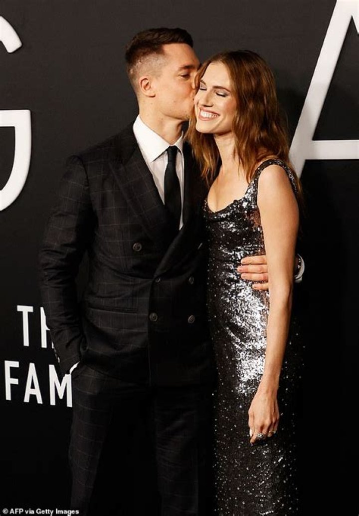 Who Is Alexander Dreymon? Is He Gay? Who Is His Wife, Girlfriend, Or Partner?