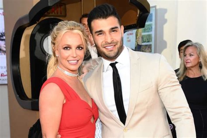 Who Is Fay Asghari? Everything To Know About Britney Spears Boyfriend Sam Asghari's Sister