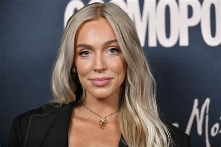 Who Is Hannah Cook Barstool? Age and Husband Name, Is She Married?