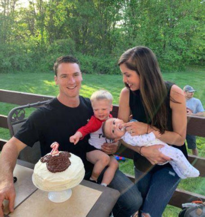 Who Is Joey Wendle’s Wife Lindsey Wendle? What Is Her Instagram Handle?