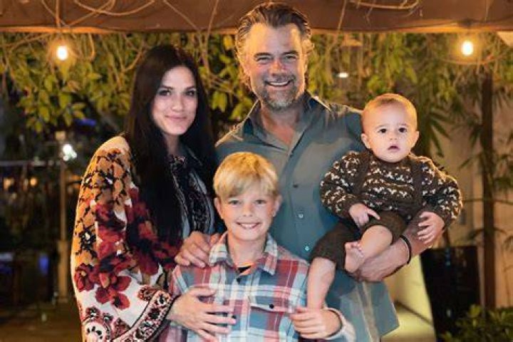 Who is Josh Berry Wife? Married Life Children And Family