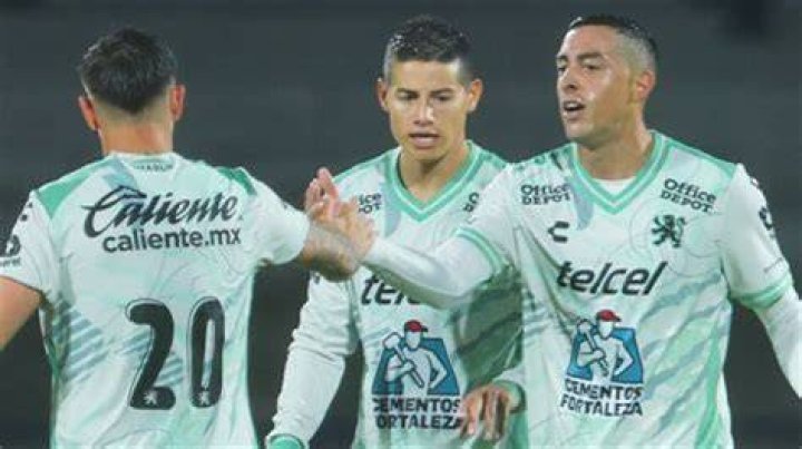 Who Is Rocio Diaz? Everything To Know About Rogelio Funes Mori Wife