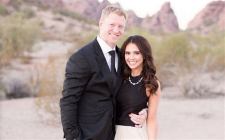 Who Is Scott Frost Wife Ashley Frost? Affair Rumors and Girlfriend