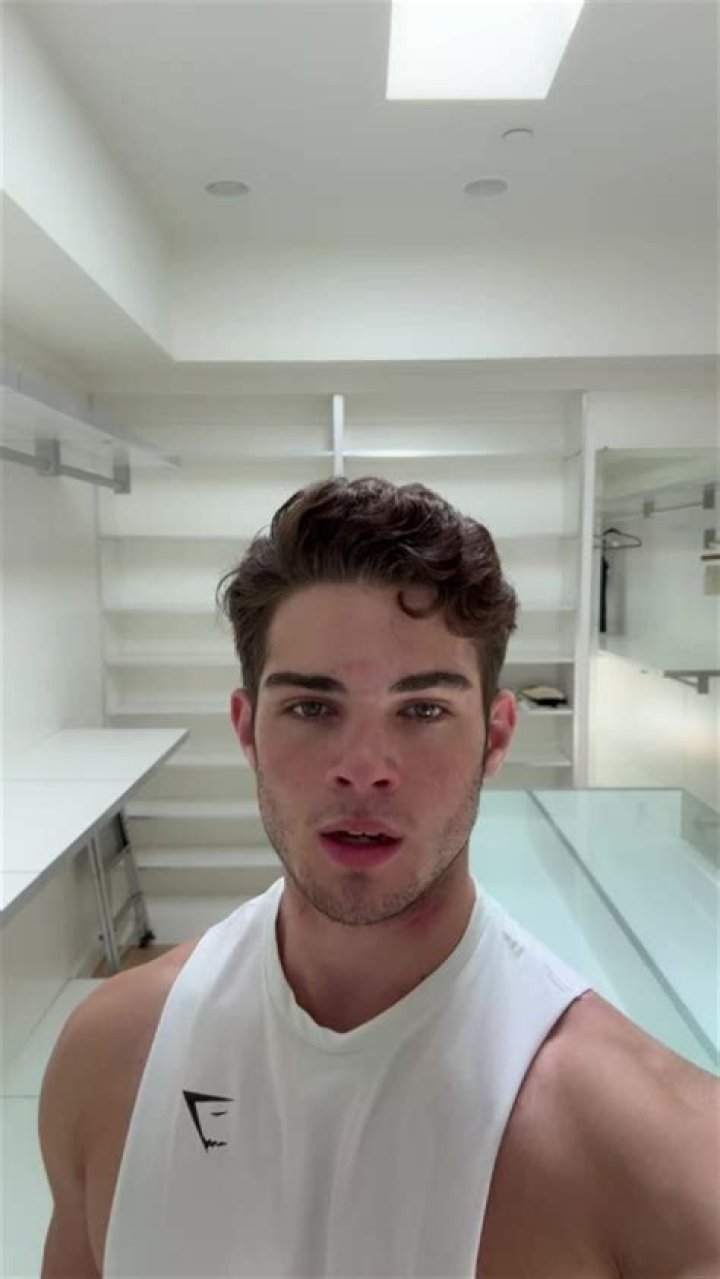 Who Is Susiestellar Tiktok? Age And Instagram Bio: How Old Tall?