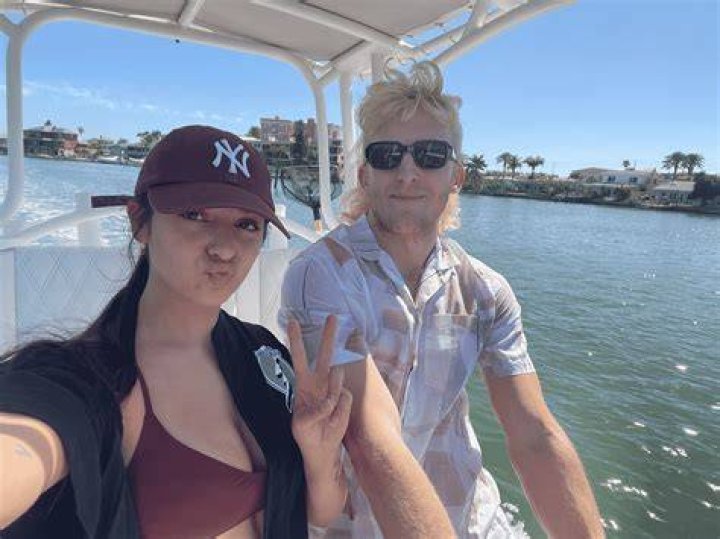 Who Is Tfue Assistant Katie Dillenbeck? Details About Their Relationship
