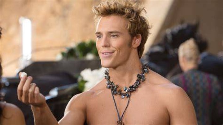 Who Is The Wife Of Actor Sam Reid?