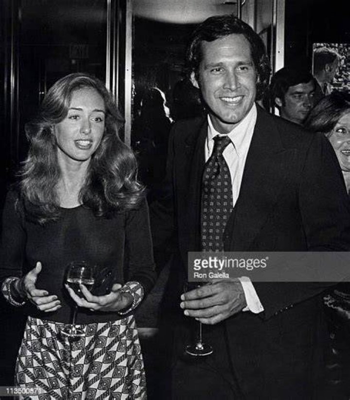 Who Was Chevy Chase’s Ex-Wife Jacqueline Carlin? Jacqueline Carlin Cause Of Death