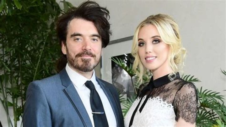 YouTube: Stephen Hilton And Laura Clery Wedding Photos And Legal Separation