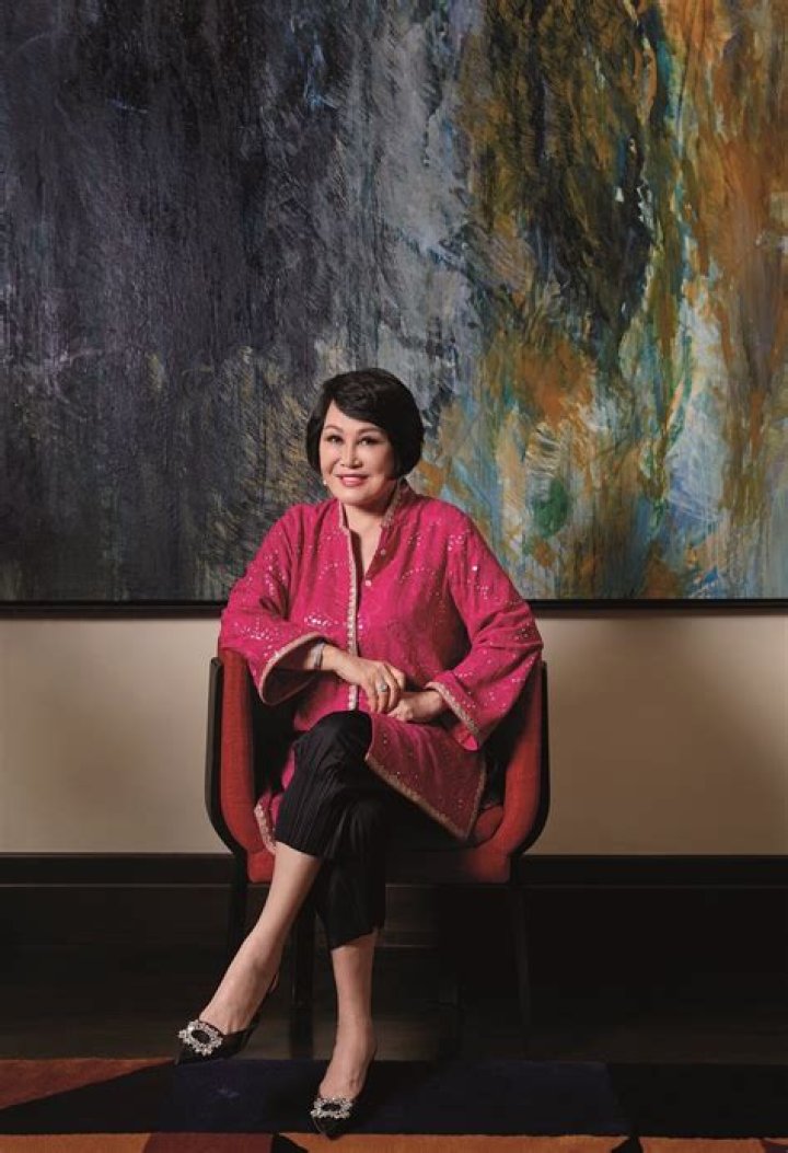 Yue-Sai Kan Net Worth, Income, Salary, Earnings, Biography